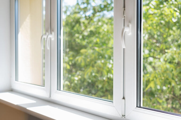 Fenster und Rollläden